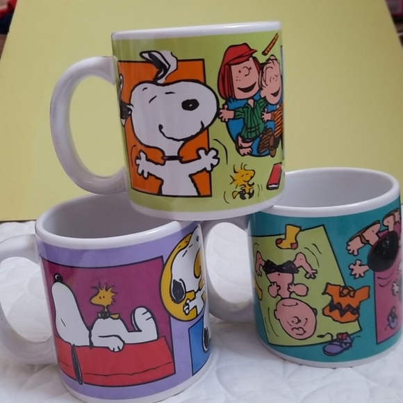 Mugs - Picture 2 of 3